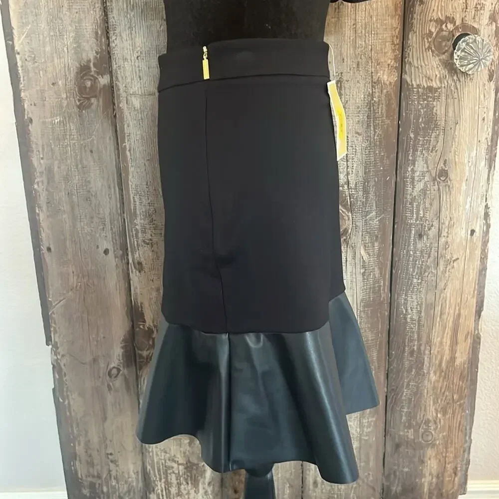 MICHAEL MICHAEL KORS- Women’s Skirt - Picture 2 of 6